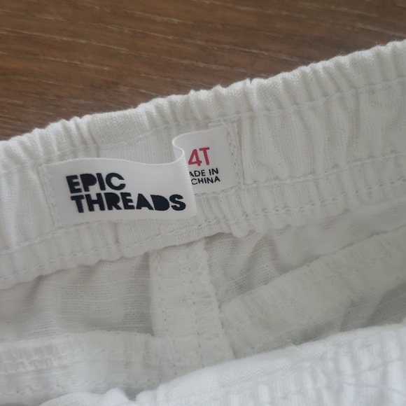 Shorts - Picture 3 of 3